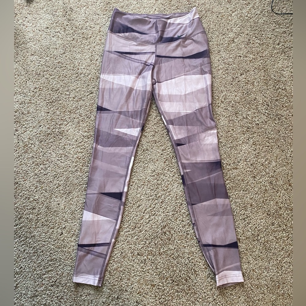 Womens NIKE DRI-FIT POWER LEGEND RIBBON WRAP
TRAINING TIGHTS, Size S